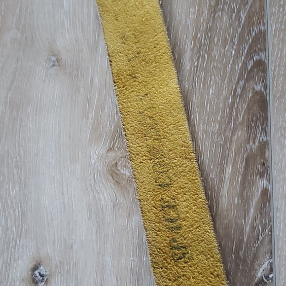 Rare Vintage 60's-70's Tooled Leather Belt - Picture 10 of 10